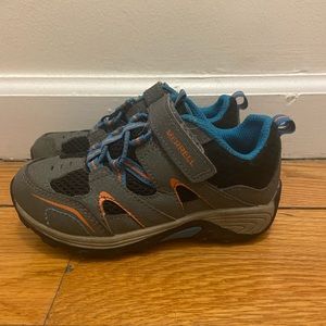Merrell trail chaser tennis shoes